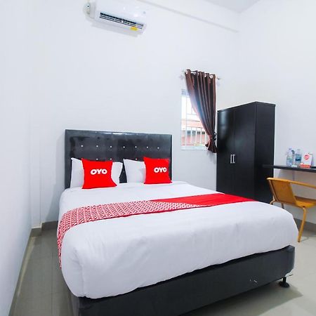 OYO 1653 Fajar Residence Pekanbaru Exterior foto