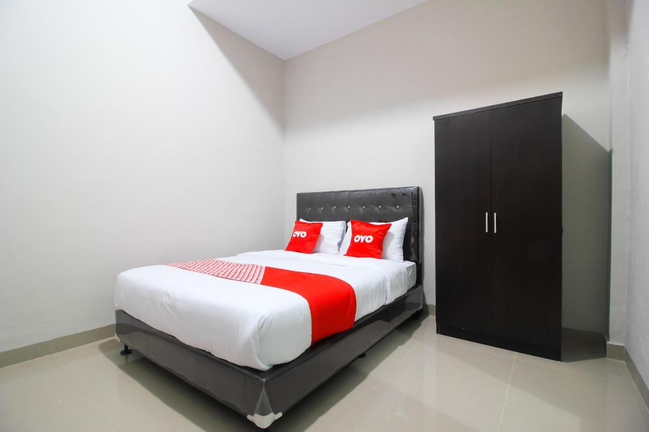 OYO 1653 Fajar Residence Pekanbaru Exterior foto